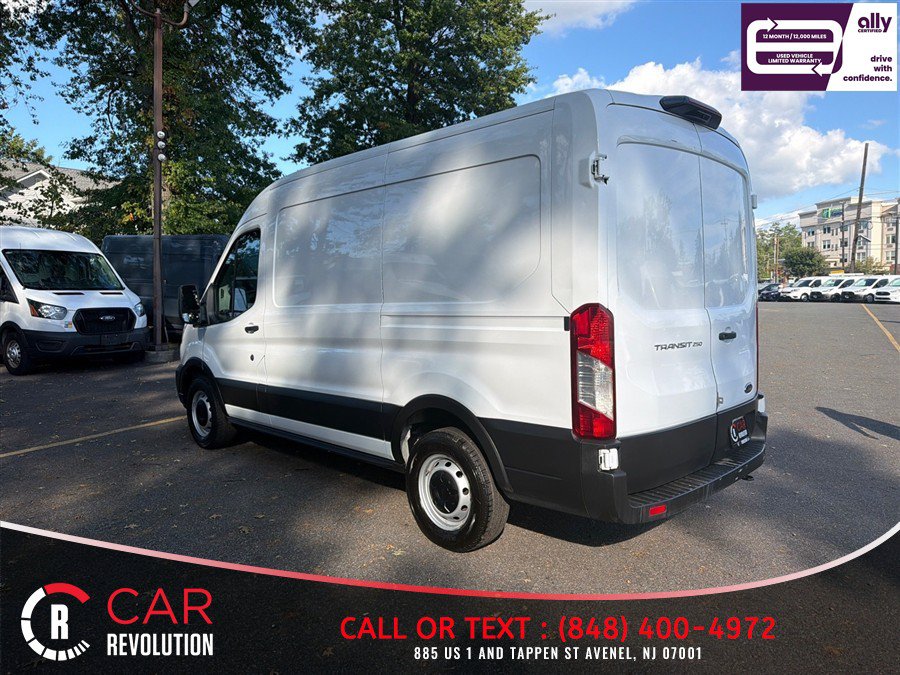 Used 2020 Ford Transit 250 Medium Roof RWD image 5