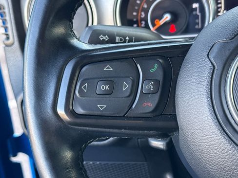 Used 2021 Jeep Gladiator Sport image 25