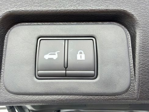 New 2026 Nissan Rogue Dark Armor AWD/4WD image 19