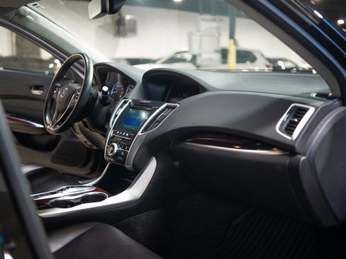 Used 2015 Acura TLX V6 w/ Technology Package FWD image 26