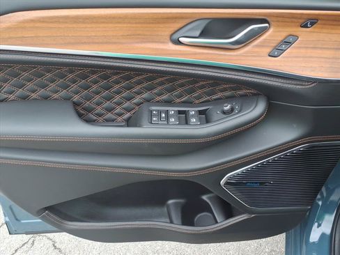 New 2026 Jeep Grand Cherokee Summit AWD/4WD image 19