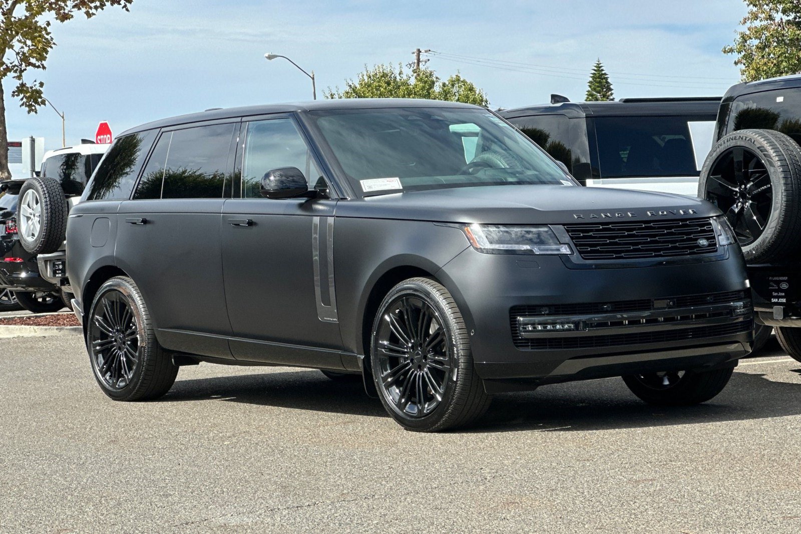 New 2026 Land Rover Range Rover Long Wheelbase Autobiography AWD/4WD image 8