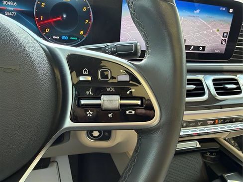 Used 2020 Mercedes-Benz GLS 450 4MATIC image 67