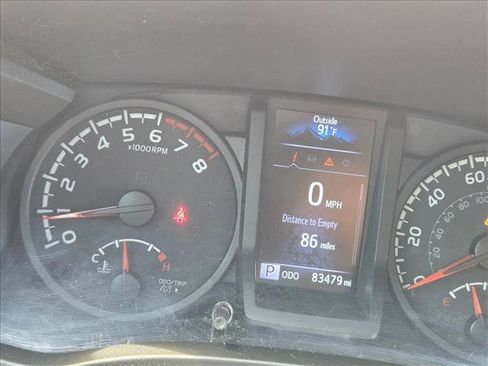 Used 2021 Toyota Tacoma SR AWD/4WD image 9