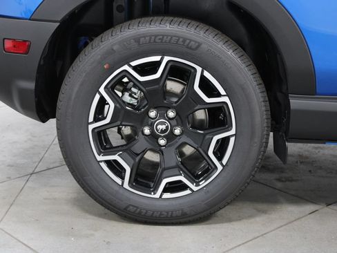 New 2026 Ford Bronco Sport Outer Banks w/ Outer Banks Tech Package+ AWD/4WD image 13