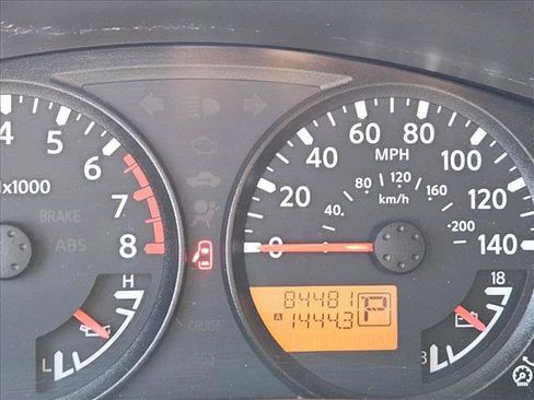Used 2012 Nissan Frontier SV RWD image 7