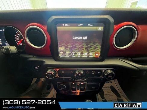 Used 2018 Jeep Wrangler Unlimited Rubicon AWD/4WD image 18