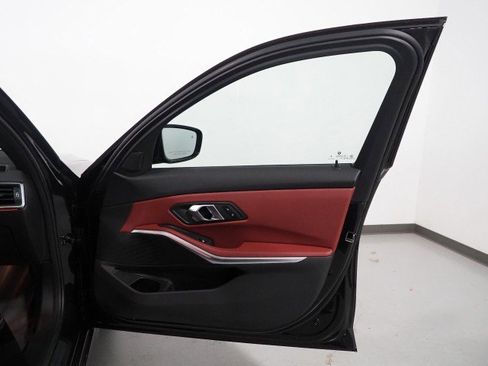 Used 2024 BMW 330i Sedan w/ Convenience Package image 62