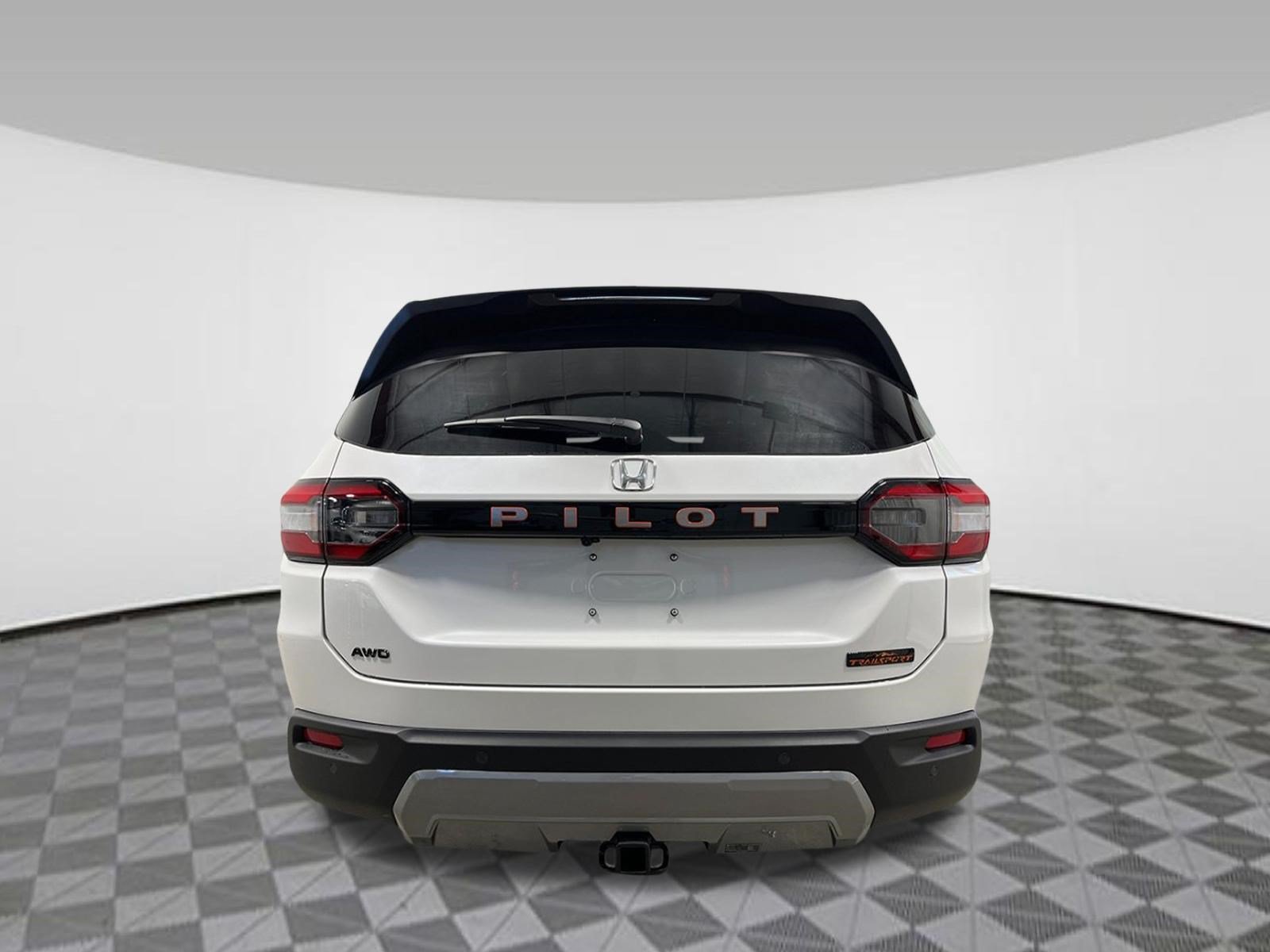 New 2026 Honda Pilot TrailSport image 5