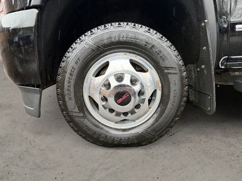 Used 2017 GMC Sierra 3500 Denali AWD/4WD image 14