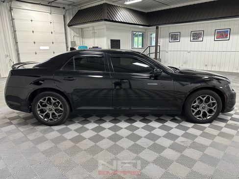 Used 2016 Chrysler 300 S AWD/4WD image 6