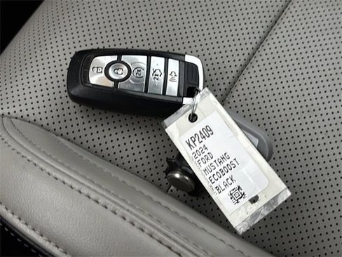 Used 2024 Ford Mustang Premium image 40