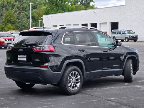 Used 2020 Jeep Cherokee Latitude Plus image 11