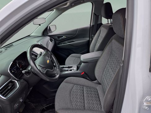 Used 2022 Chevrolet Equinox LT FWD image 11