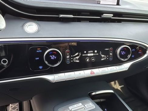 Used 2024 Genesis GV70 3.5T Sport w/ Sport Prestige Package image 29