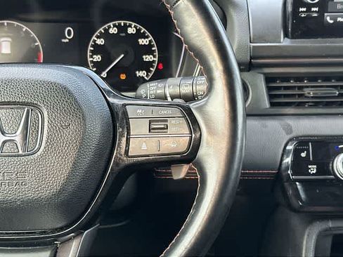 Used 2024 Honda Pilot TrailSport image 10