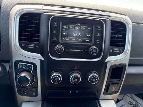 Used 2017 RAM 1500 Classic SLT AWD/4WD image 19