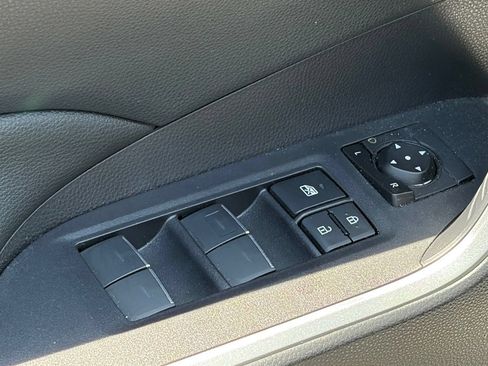 Used 2024 Toyota RAV4 XLE w/ Convenience Package AWD/4WD image 7