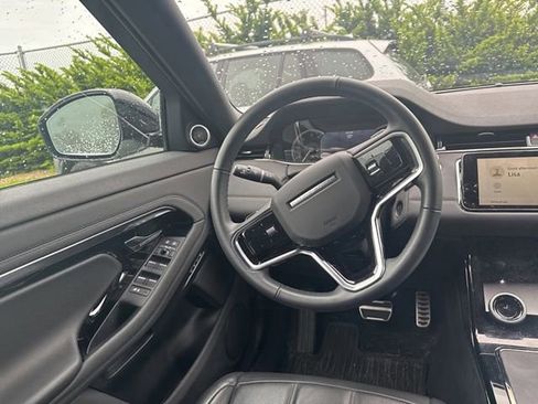 Used 2023 Land Rover Range Rover Evoque R-Dynamic SE AWD/4WD image 21