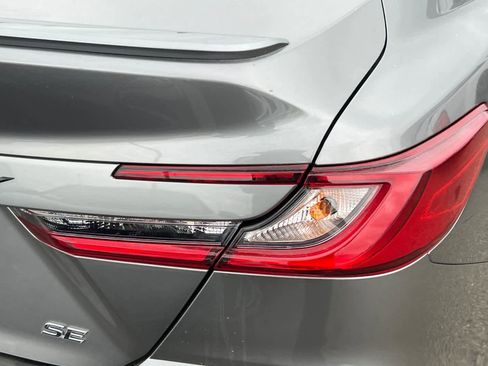 Used 2025 Toyota Camry SE FWD image 18