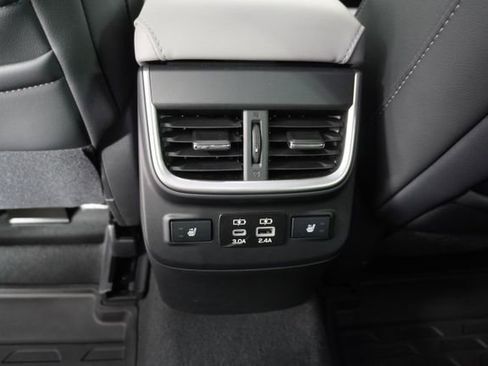 Certified 2025 Subaru Outback Limited image 33