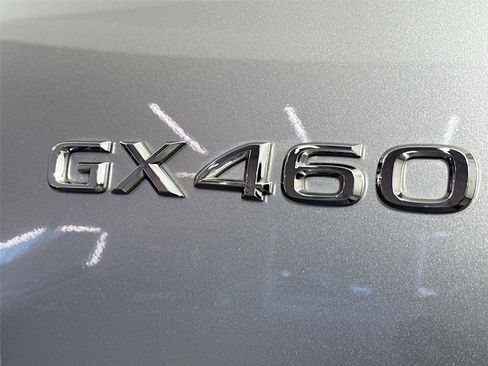 Used 2023 Lexus GX 460 Premium image 11