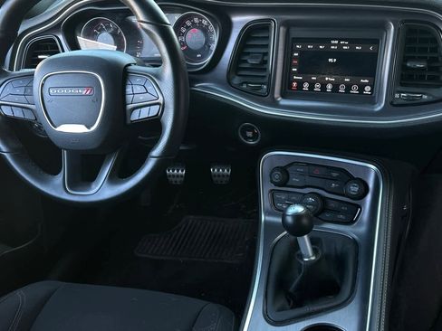 Used 2018 Dodge Challenger R/T image 14