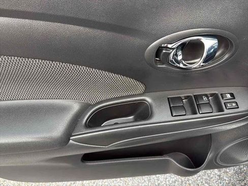 Used 2016 Nissan Versa SV image 14
