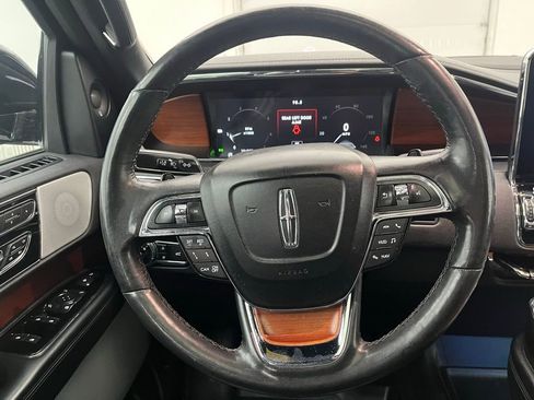 Used 2020 Lincoln Navigator Reserve w/ Equipment Group 208A Reserve image 22