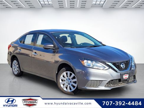 Used 2019 Nissan Sentra S image 1