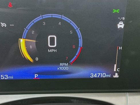 Used 2024 Chevrolet Trax LT w/ LT Convenience Package image 15