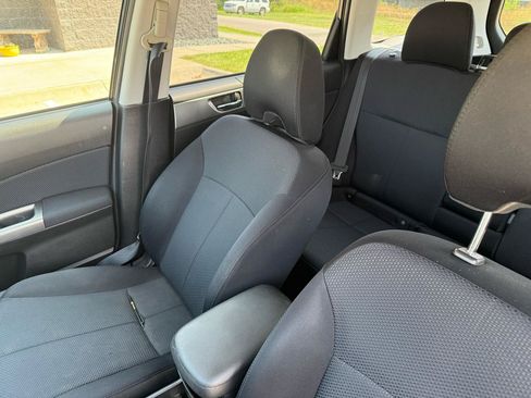 Used 2012 Subaru Forester 2.5X Premium AWD/4WD image 9