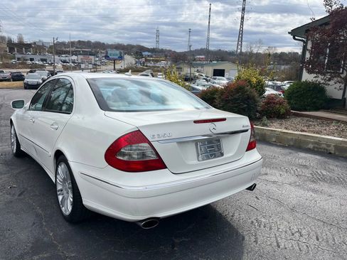 Used 2008 Mercedes-Benz E 350 E 350 4MATIC Sedan 4D image 5