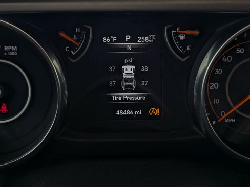 Used 2020 Jeep Wrangler Sport AWD/4WD image 11