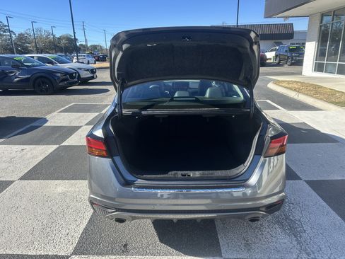 Used 2023 Nissan Altima 2.5 SL image 8