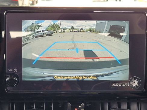 Used 2025 Toyota Corolla LE FWD image 14