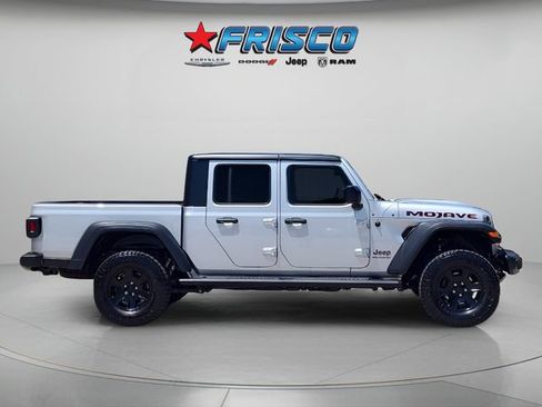 Used 2023 Jeep Gladiator Mojave w/ Cold Weather Group AWD/4WD image 8