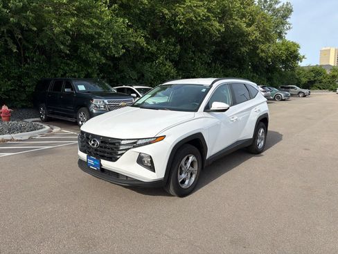 Certified 2023 Hyundai Tucson SEL AWD/4WD image 4