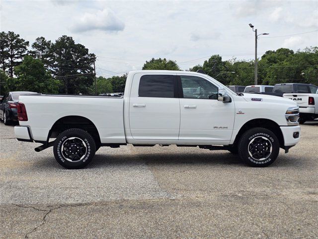 Used 2026 RAM 2500 Laramie AWD/4WD image 9
