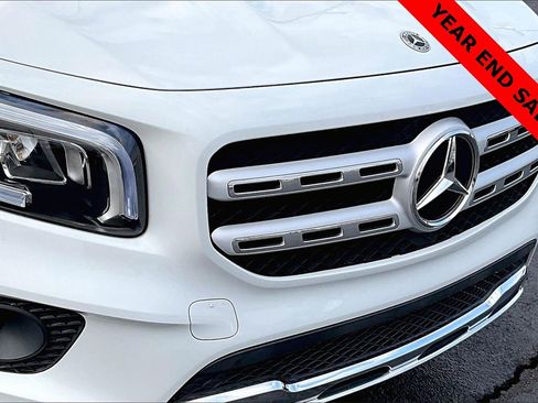 Used 2021 Mercedes-Benz GLB 250 4MATIC image 28