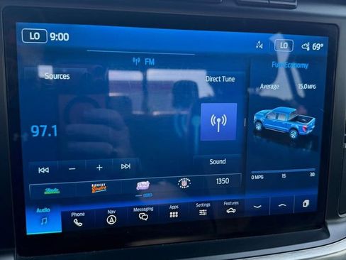 Used 2022 Ford F150 Lariat image 16