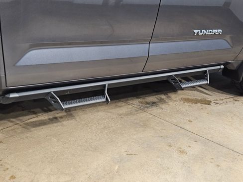 Used 2025 Toyota Tundra SR5 AWD/4WD image 37