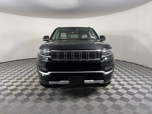 Certified 2023 Jeep Grand Wagoneer 4WD image 3