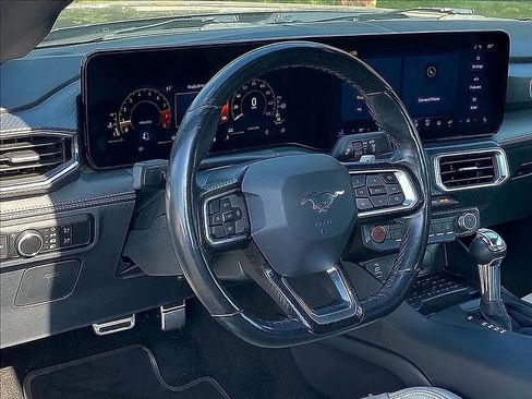 Used 2024 Ford Mustang GT Premium image 12