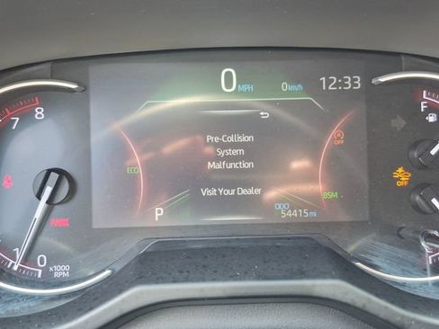 Used 2024 Toyota RAV4 LE AWD/4WD image 31