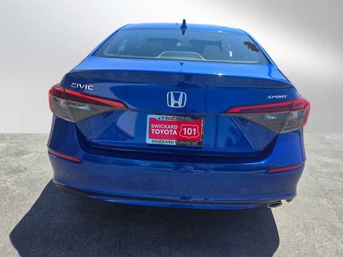 Used 2023 Honda Civic Sport image 4