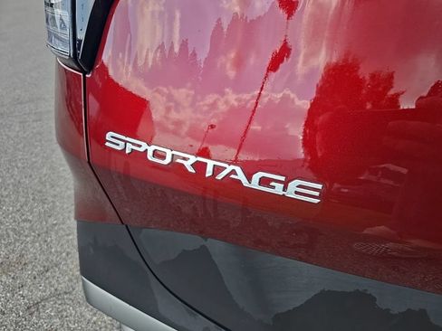 Certified 2023 Kia Sportage X-Line AWD/4WD image 5