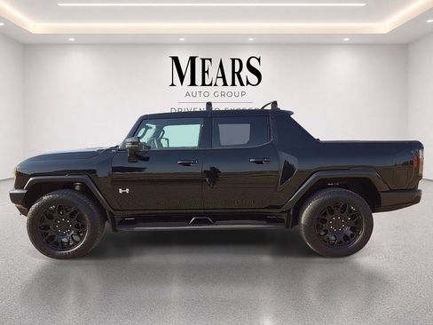 Used 2025 GMC Hummer EV 2X w/ LPO, Roof Cross Rail Package AWD/4WD image 2