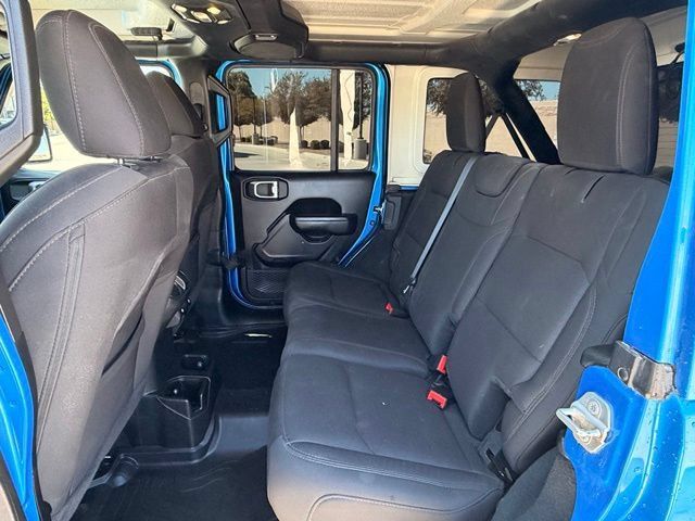 Used 2022 Jeep Wrangler Unlimited Sport AWD/4WD image 17