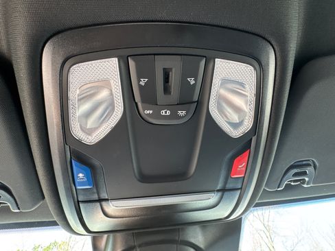 New 2026 RAM 2500 Tradesman w/ Chrome Appearance Group AWD/4WD image 25
